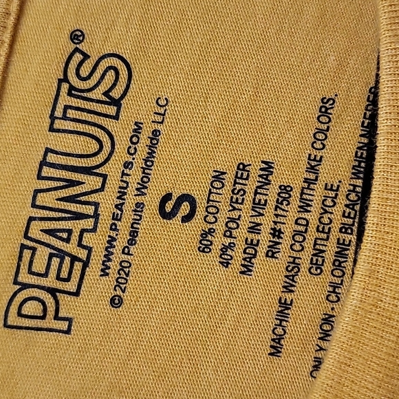 Snoopy Tee - Picture 2 of 3